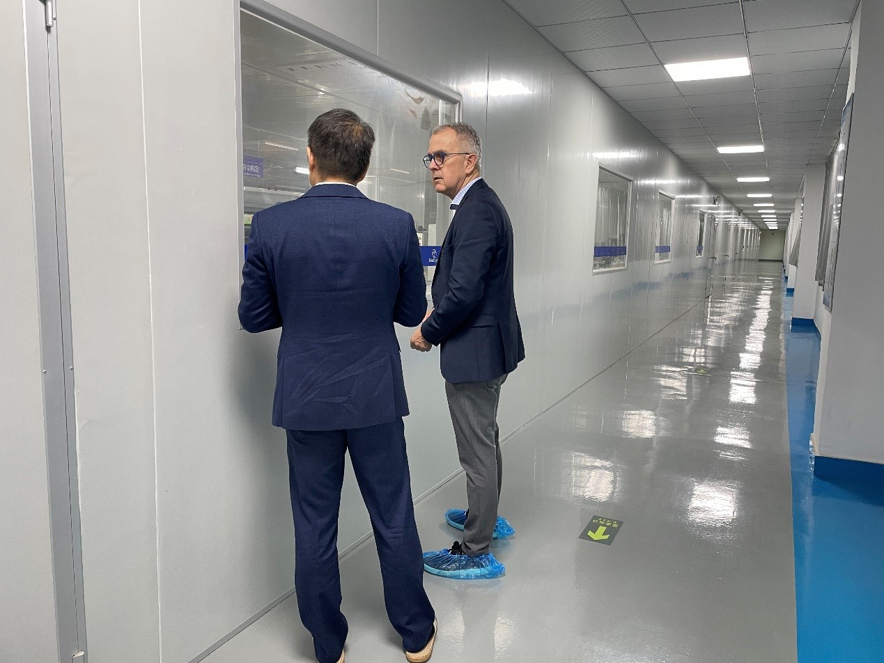 The customer visited the factory